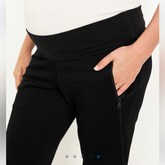 Old Navy Maternity Dynamic Fleece Rollover Waist Joggers - Picture 4 of 6